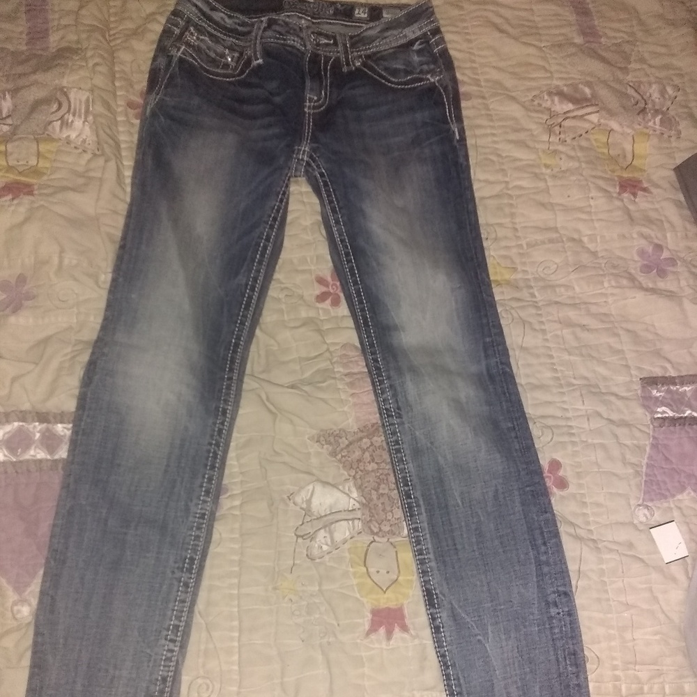 Woman skinny jeans